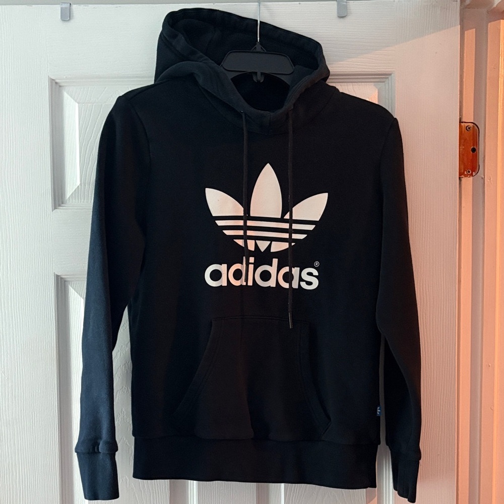 Adidas hoodie trefoil sweater logo Black & White size medium in good condition